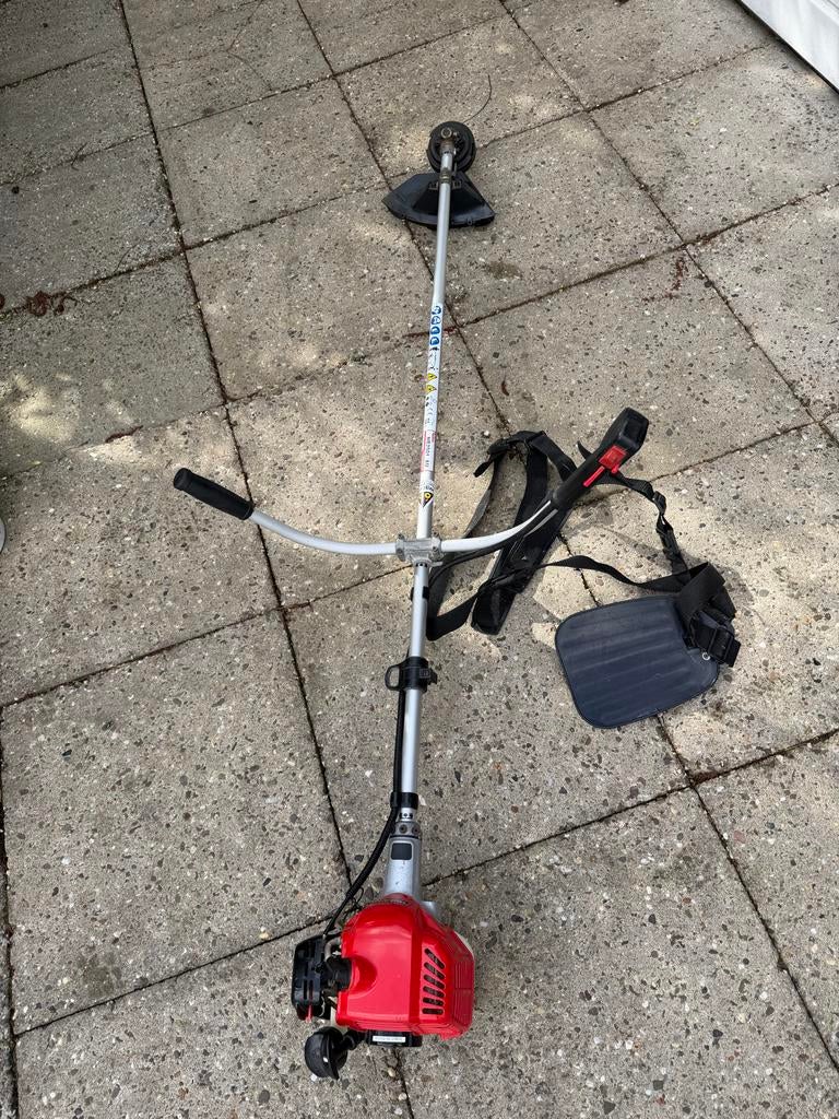 Robin NB2501 bosmaaier, Ophalen, Gebruikt, 30 tot 50 cm, Benzine