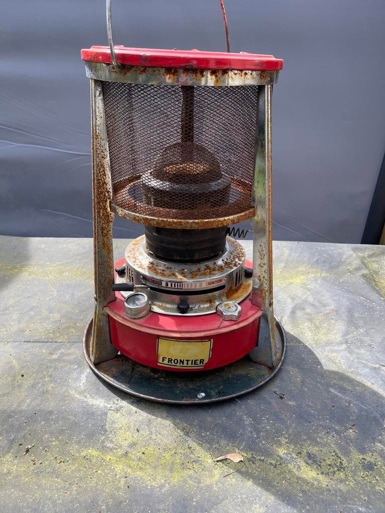 Vintage Frontier JK-2000 Petroleumkachel, Huis en Inrichting, Ophalen, Gebruikt, Overige brandstoffen, Petroleumkachel