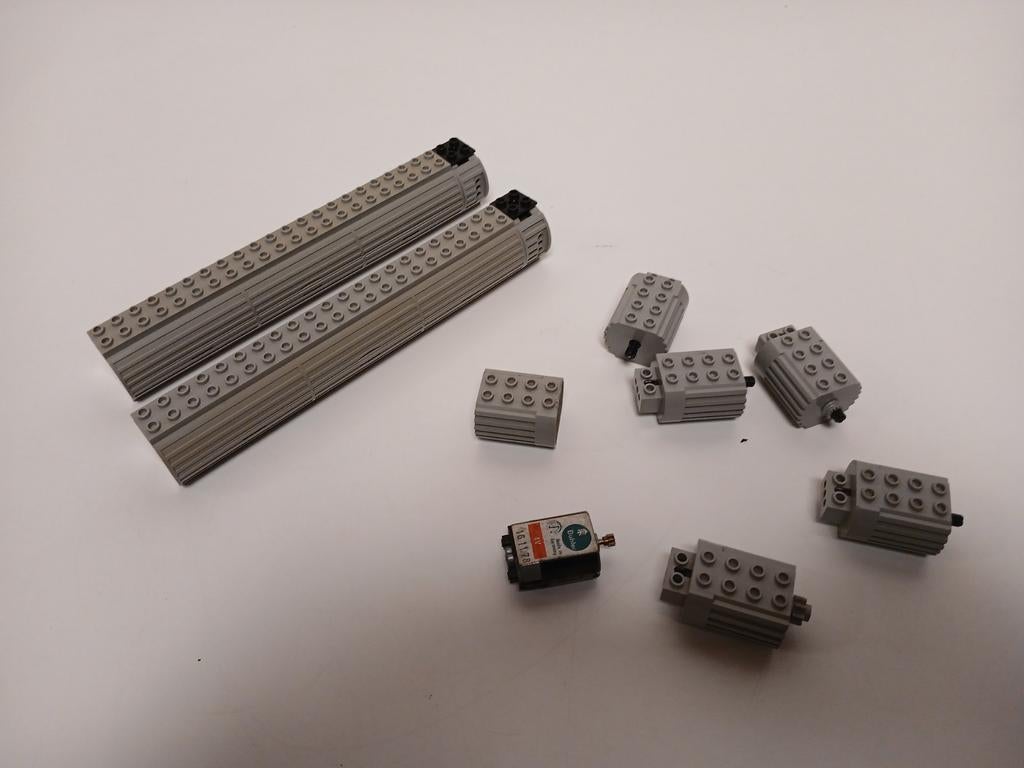 Lego 4,5 volt motoren en afstandsbedieningen met defect, Ophalen of Verzenden