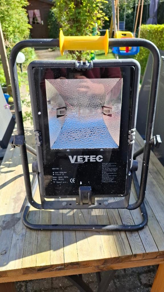 Vetec MH150-2 Bouwlamp 11250 lumen 150 Watt, Doe-het-zelf en Verbouw, Bouwverlichting, Gebruikt, Met statief, Ophalen of Verzenden