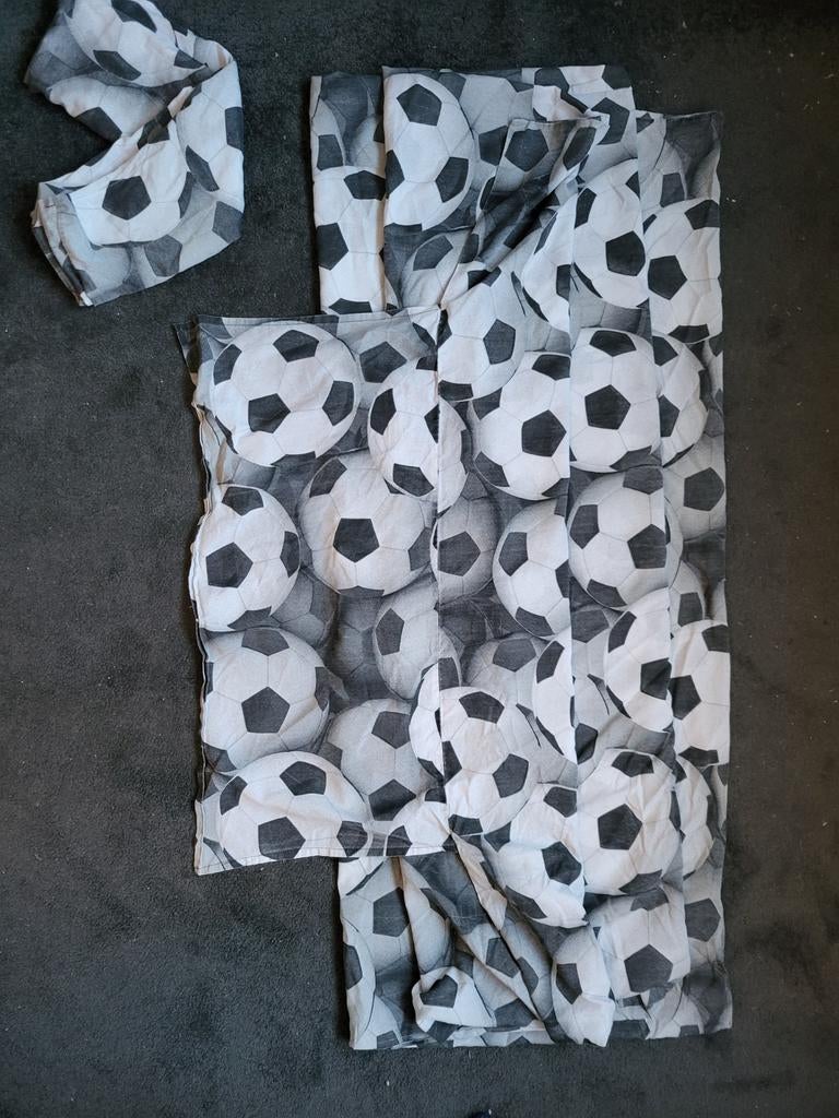 Dekbedovertrek met voetballen, Ophalen of Verzenden, Eenpersoons, Dekbedovertrek