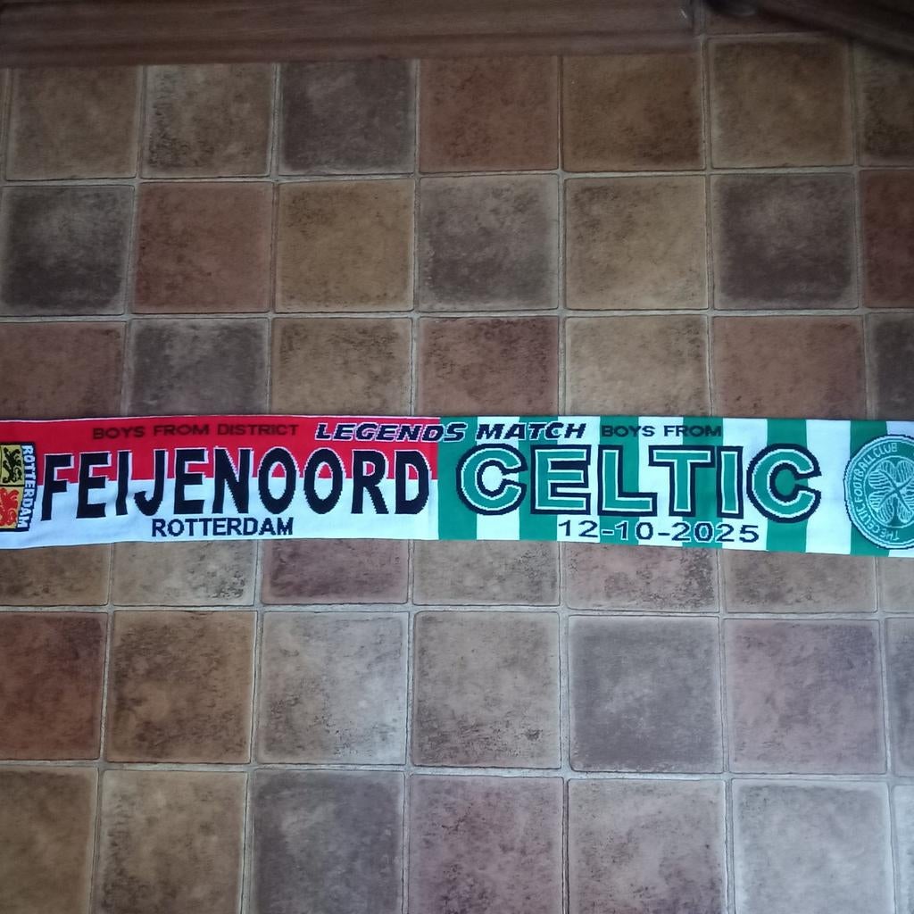 Feyenoord -celtic legends sjaal, Verzamelen, Sportartikelen en Voetbal, Ophalen of Verzenden, Nieuw, Feyenoord, Vaantje of Sjaal
