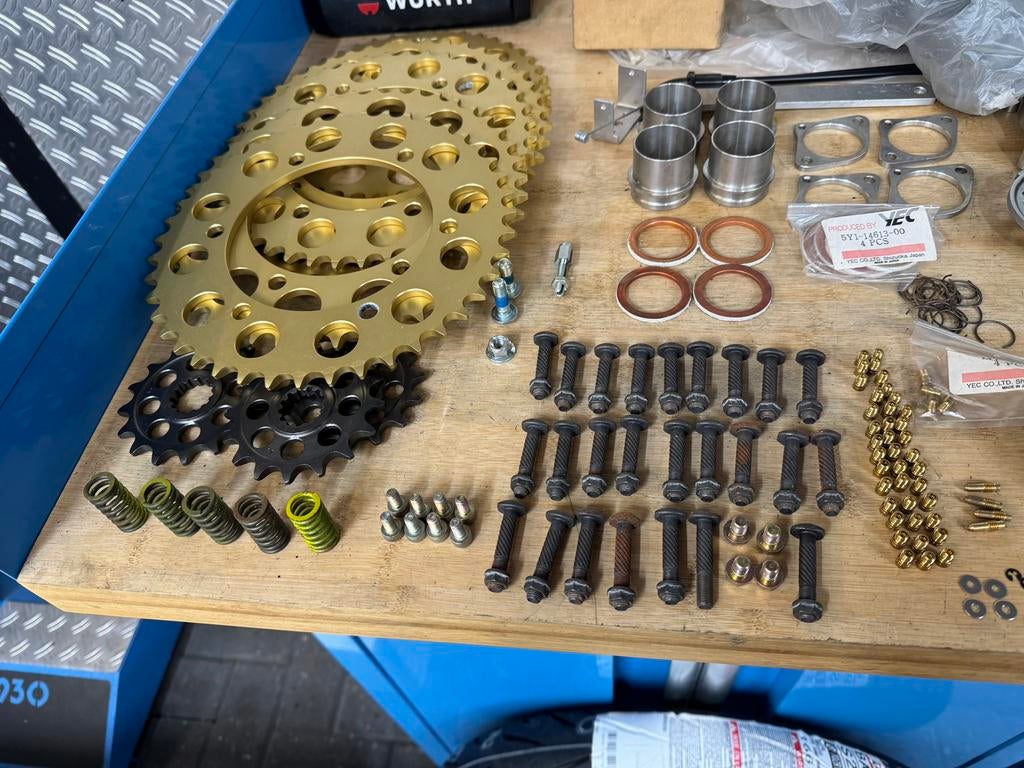 Race onderdelen yec fzr600 zeldzaam alles nieuw, Ophalen of Verzenden, Nieuw