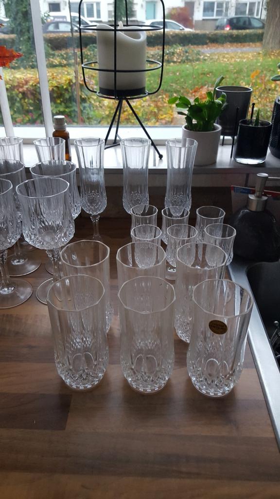 kristal glas servies circa 42 delige zonder schade, Verzamelen, Glas en Borrelglaasjes, Ophalen of Verzenden, Zo goed als nieuw