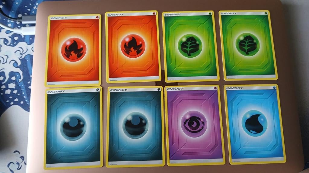 2019 Teu Tcg 8 Energy kaarten samen, Verzenden, Zo goed als nieuw, Meerdere kaarten