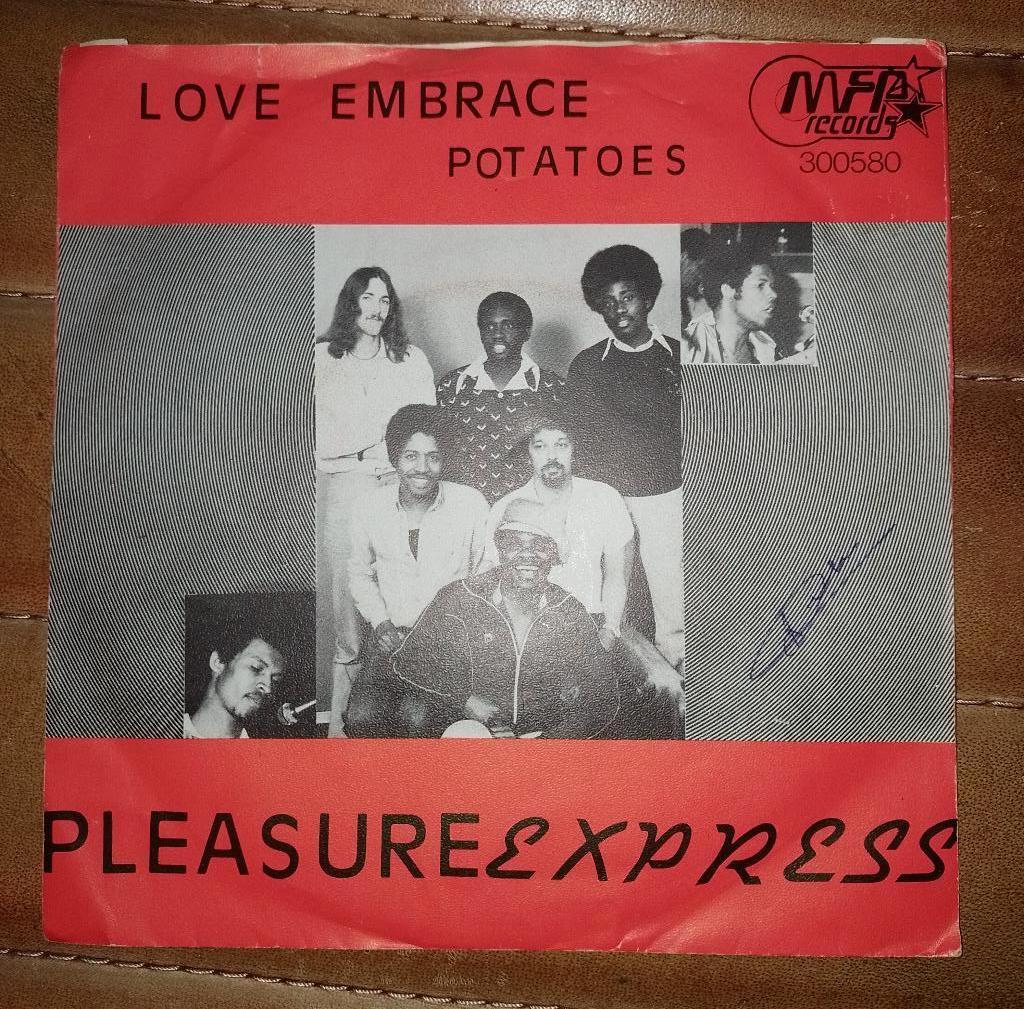 Pleasure Express - Love Embrace / Potatoes, Gebruikt, 7 inch, Single, Ophalen of Verzenden