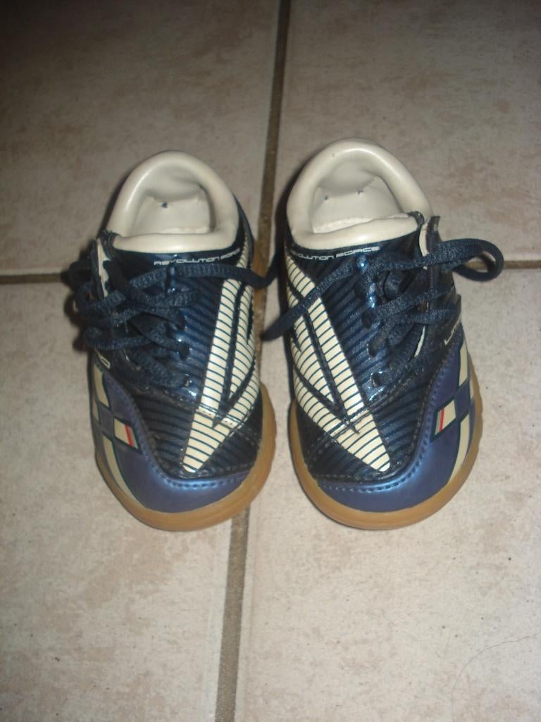 umbro, Ophalen of Verzenden, Nieuw, Jongetje of Meisje, Schoentjes