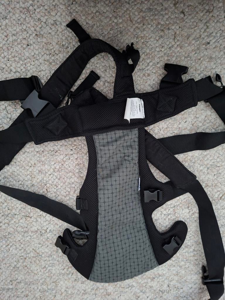 Tomy draagzak - comfortabel en veilig, Gebruikt, Buik, Draagzak, Ophalen