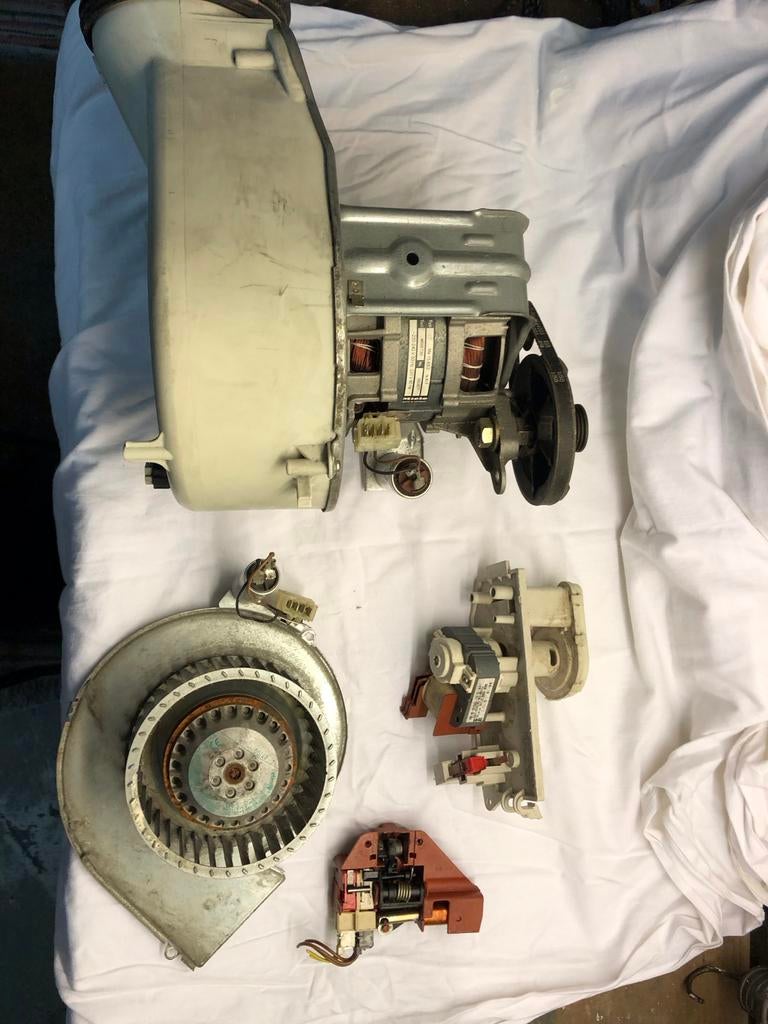 Miele Droger/Onderdelen - Motor, Vergrendeling, Pomp, Ventil, Ophalen, Gebruikt