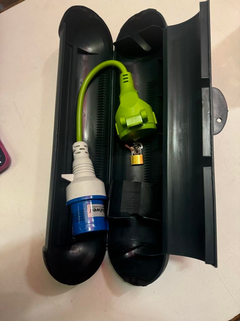 Outwell Stroomkabelhouder - Nieuwstaat, ., Ophalen of Verzenden, Zo goed als nieuw, .