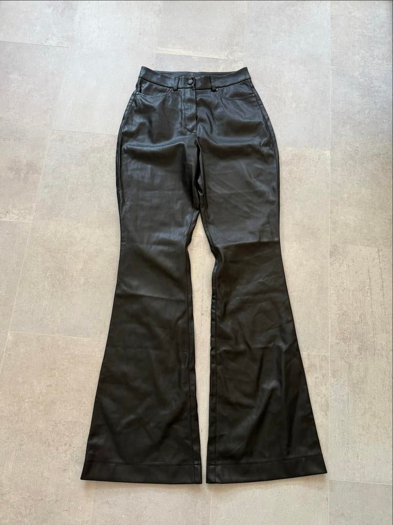 Stijlvolle broek uit Oekraïne Maat M, Maat 38/40 (M), Zwart, Ophalen of Verzenden, Zo goed als nieuw