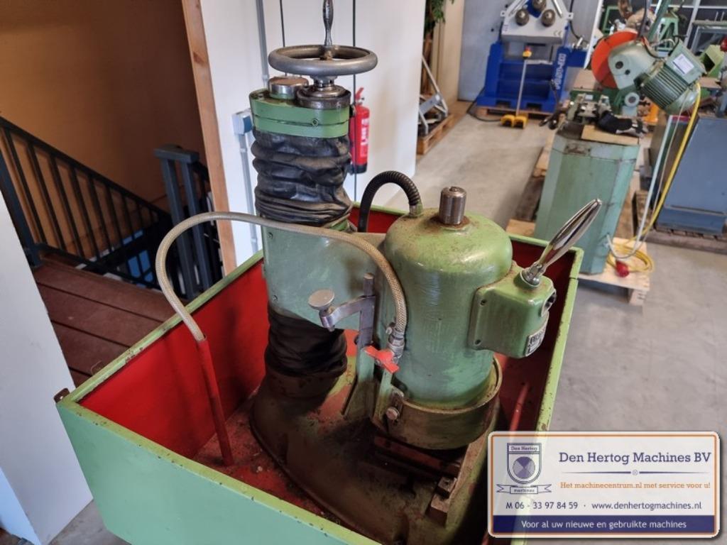 Komslijper zwenkslijper slijpmachine met magneettafel 400V, Ophalen, Gebruikt, Minder dan 700 watt, Werkbankslijpmachine