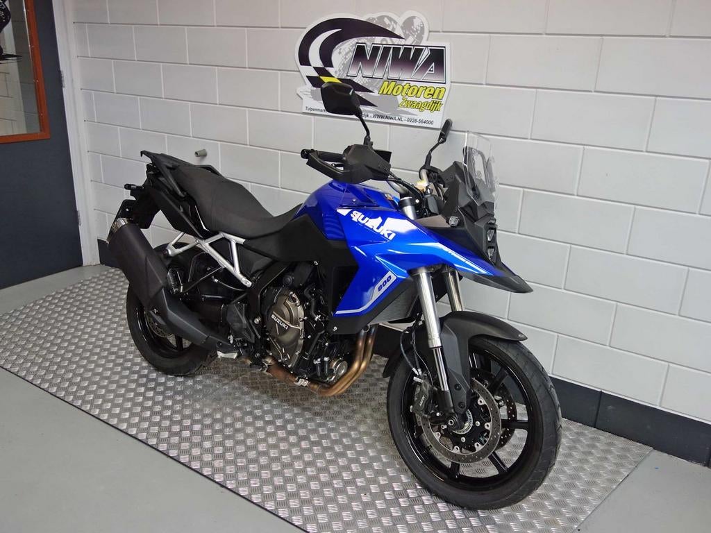 SUZUKI V-STROM 800 - foto 2