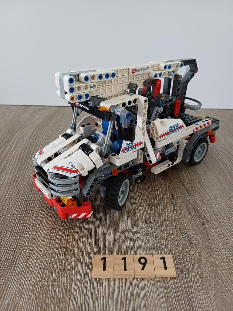 Lego Techinc Hoogwerker Truck 8071, Kinderen en Baby's, Speelgoed | Duplo en Lego, Gebruikt, Ophalen of Verzenden