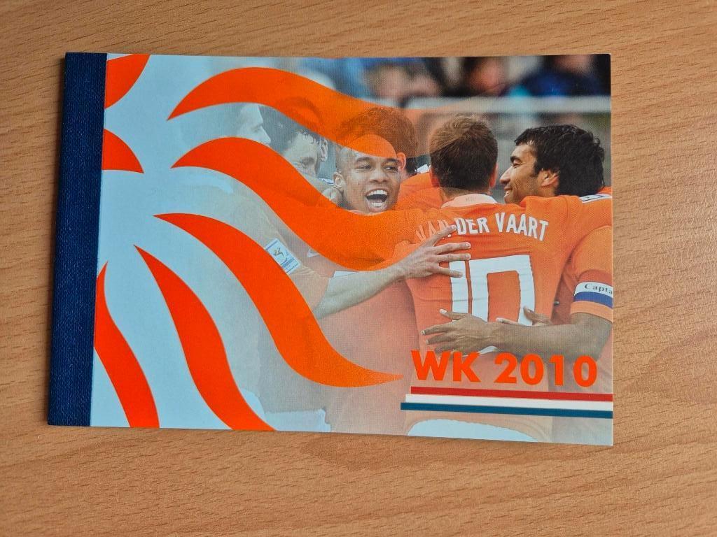 Postzegelmapje WK 2010 - voetbal Afmeting boekje 15 x 10 cm, Postzegels en Munten, Postzegels | Nederland, Ophalen of Verzenden