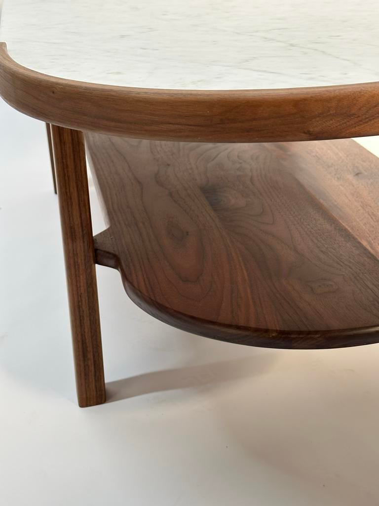 Walnoot & Marmer Salontafel, Huis en Inrichting, Tafels | Sidetables, 100 tot 150 cm, Ophalen of Verzenden, Zo goed als nieuw
