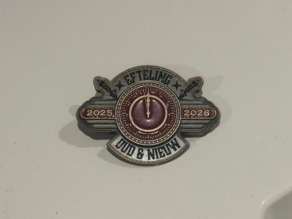 Efteling Oud & Nieuw Pin 2026, Ophalen of Verzenden, Nieuw, Button of Speldje