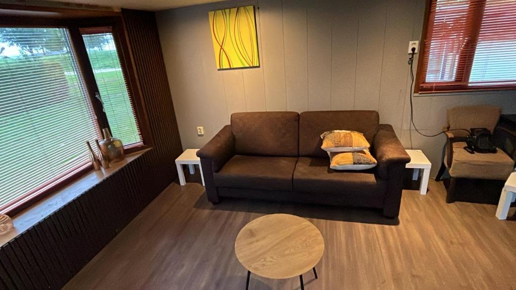 TE HUUR OF TE KOOP - Knussige chalet in de betuwe