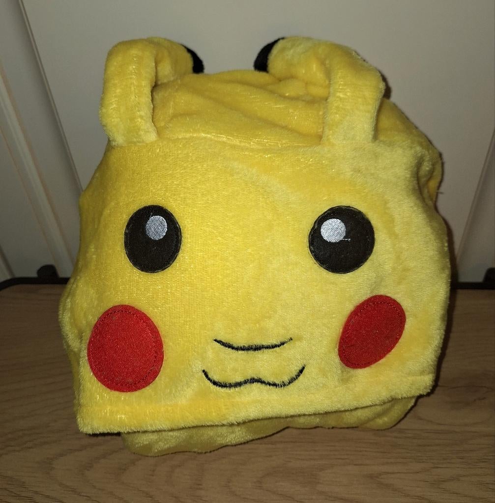 Pikachu onesie, Ophalen of Verzenden, Zo goed als nieuw