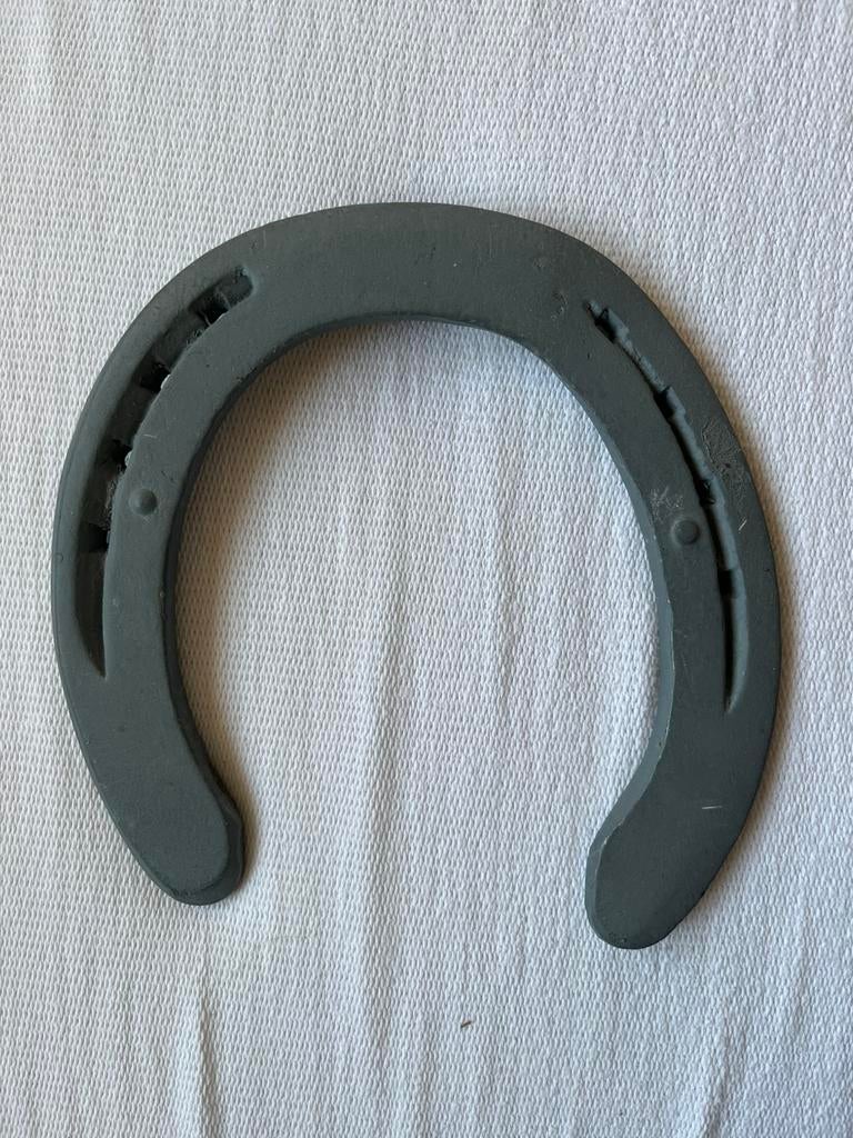 Grijsgeschilderde hoefijzer, Ophalen of Verzenden, Zo goed als nieuw, Overige soorten