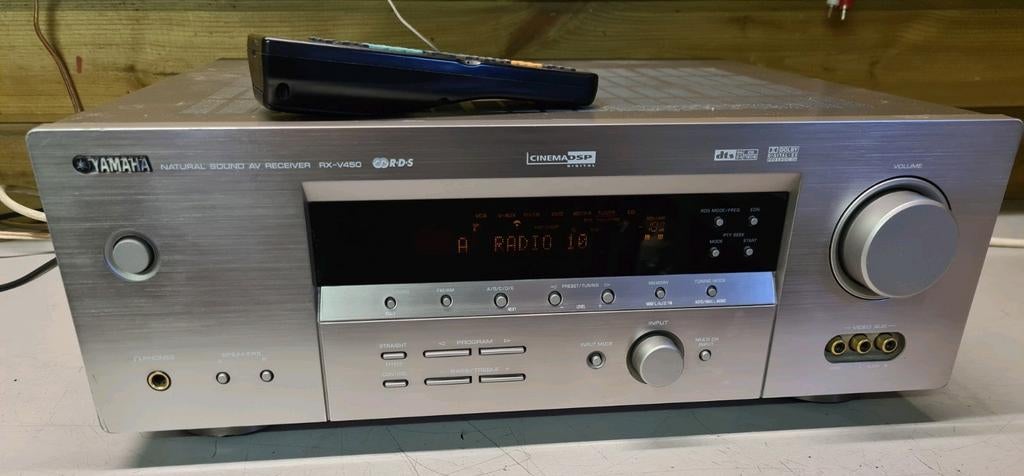 Yamaha rx-v450  6.1 receiver + afstandsbediening, Ophalen of Verzenden, Gebruikt, 60 tot 120 watt