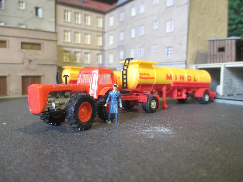 1964 Dutra D4K tractor / trekker met Minol tankoplegger, Ophalen of Verzenden, Nieuw, Hijskraan, Tractor of Landbouw, Overige merken