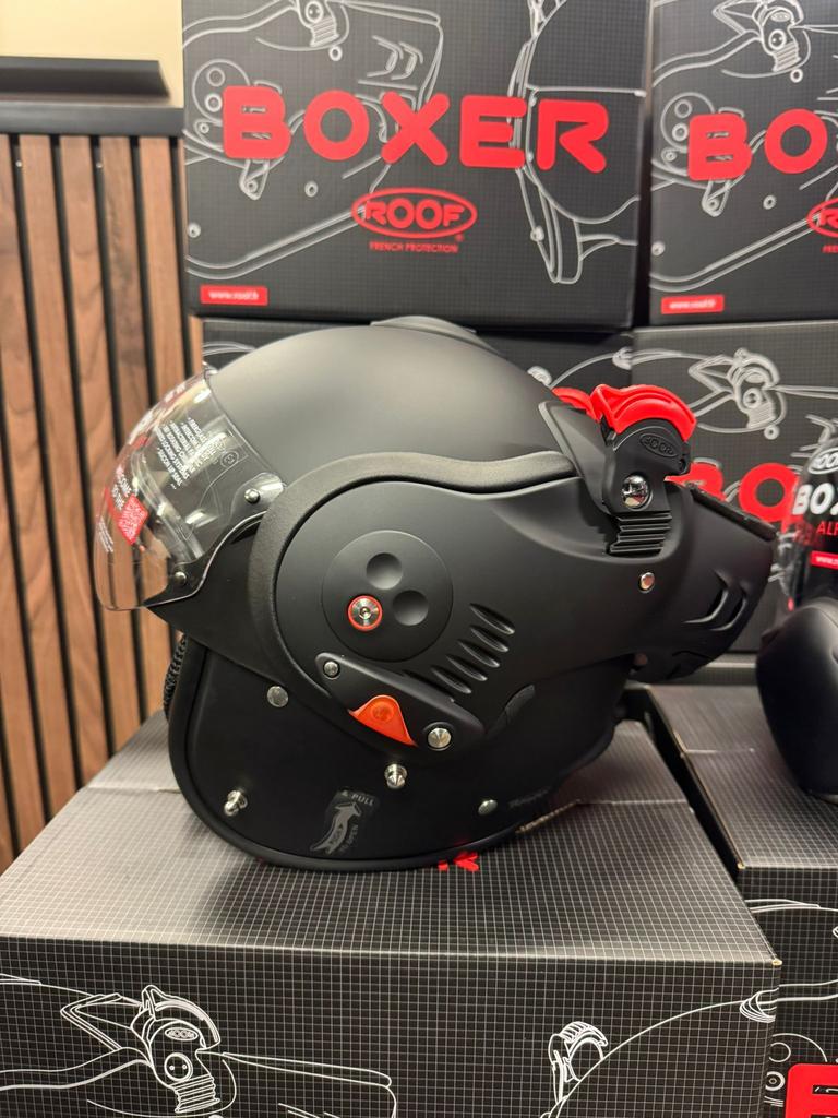 Roof Boxer Boxxer R05 Alpha V8 NIEUW Mat Zwart Maat M 58, Motoren, Kleding | Motorhelmen, M, Systeemhelm, Roof, Roof