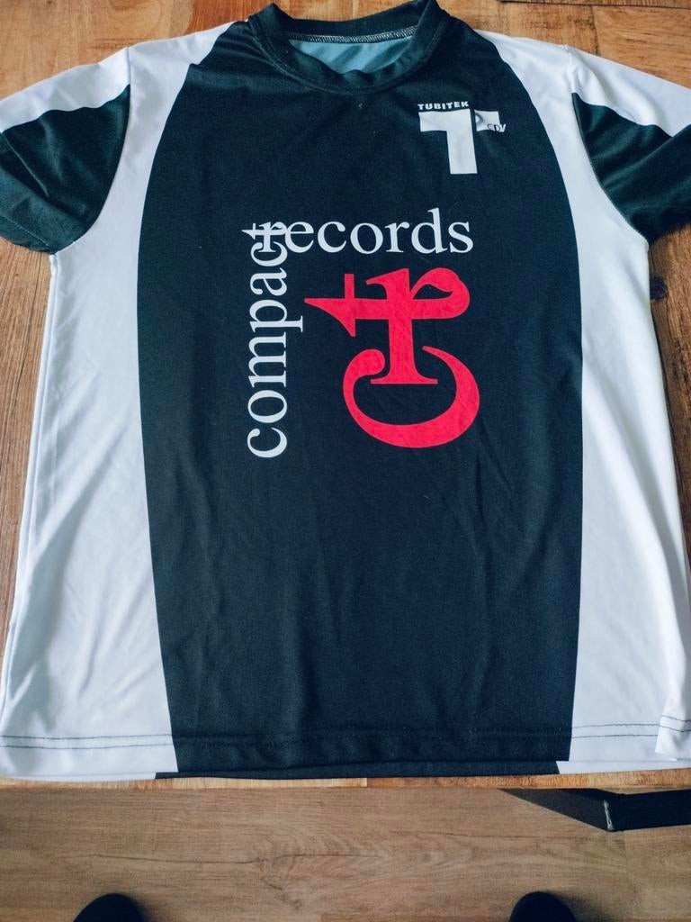 T - shirt   met tekst, Ophalen of Verzenden, Zwart