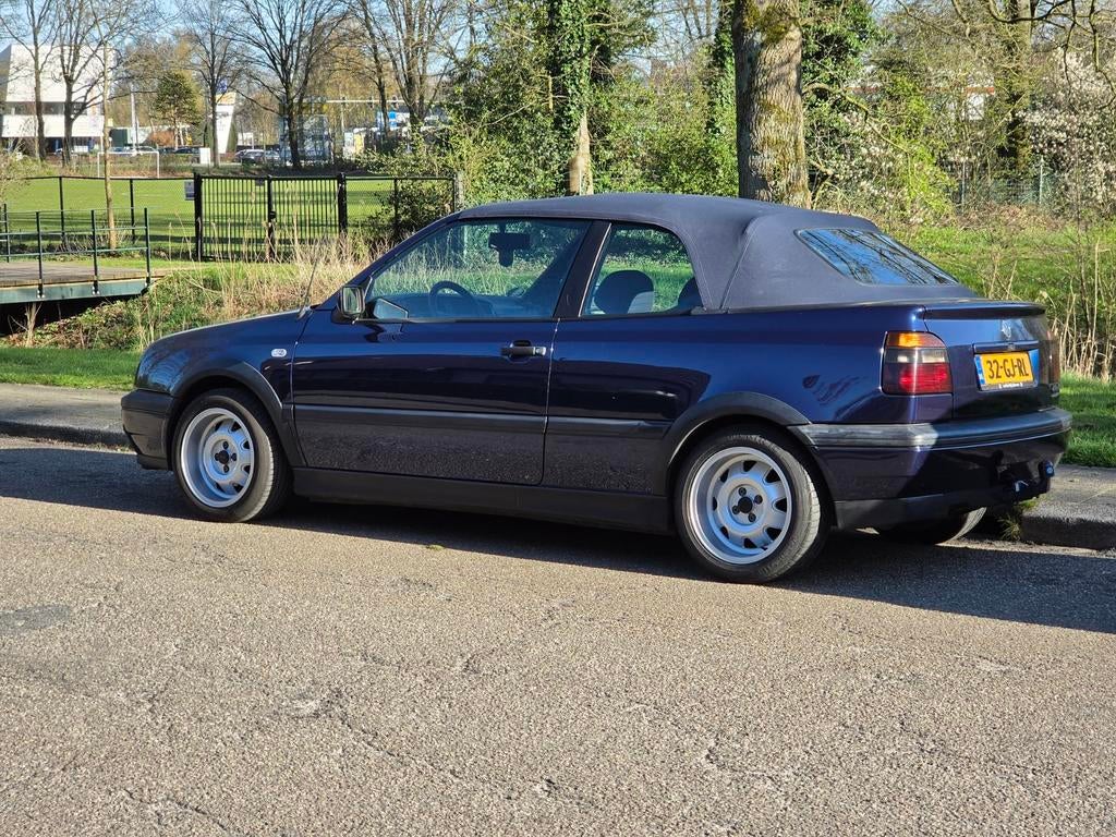 Volkswagen Golf 1.8 Cabriolet Karmann 1995 Blauw, Auto's, Volkswagen, Particulier, Golf, Elektrische buitenspiegels, Elektrische ramen