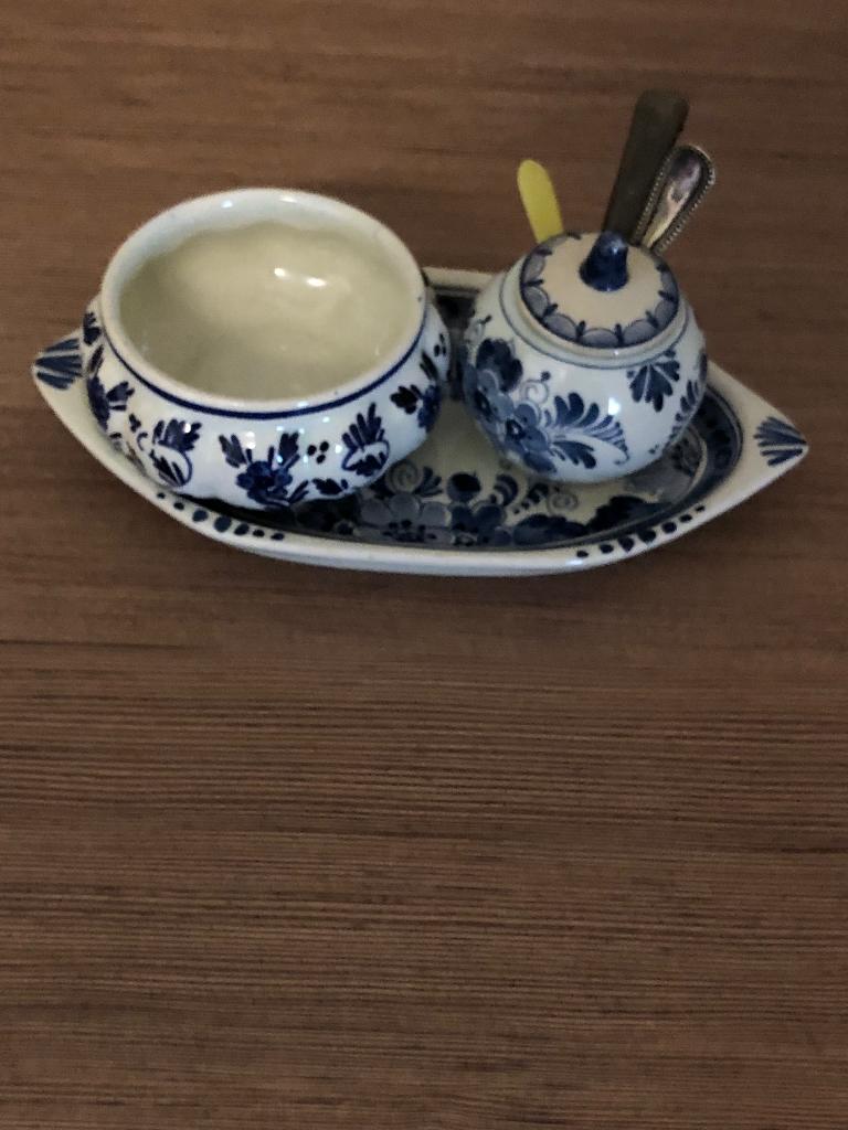 Heel Oud miniature setje Delfts blauw met merktekens, Ophalen