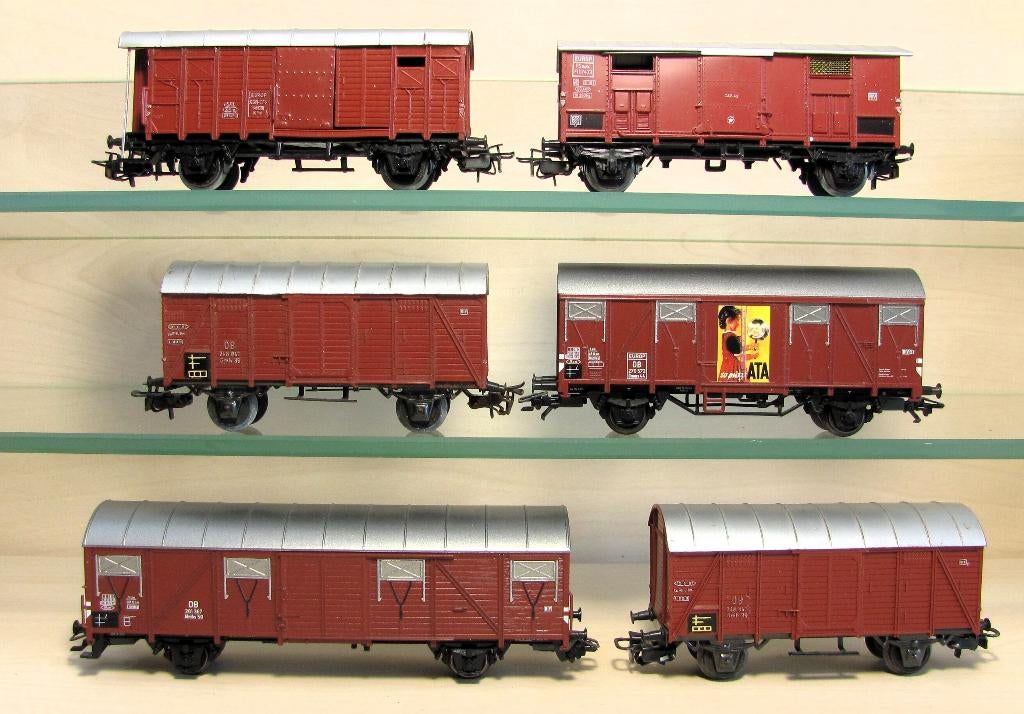 6 Gesloten Märklin goederen wagens, Hobby en Vrije tijd, Wisselstroom, Gebruikt, Wagon, Ophalen of Verzenden