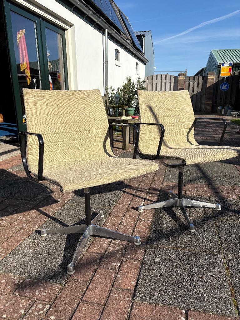 Eames/ Herman Miller stoelen, Ophalen, Gebruikt, Twee, Stof