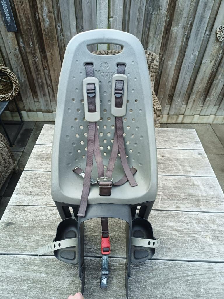 Kinderfiets stoeltje yepp, Fietsen en Brommers, Fietsaccessoires | Fietsstoeltjes, Ophalen, Zo goed als nieuw, Achterzitje, Yepp