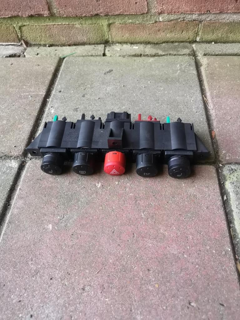 Audi TT 1.8 mk1 schakelaareenheid, Ophalen of Verzenden