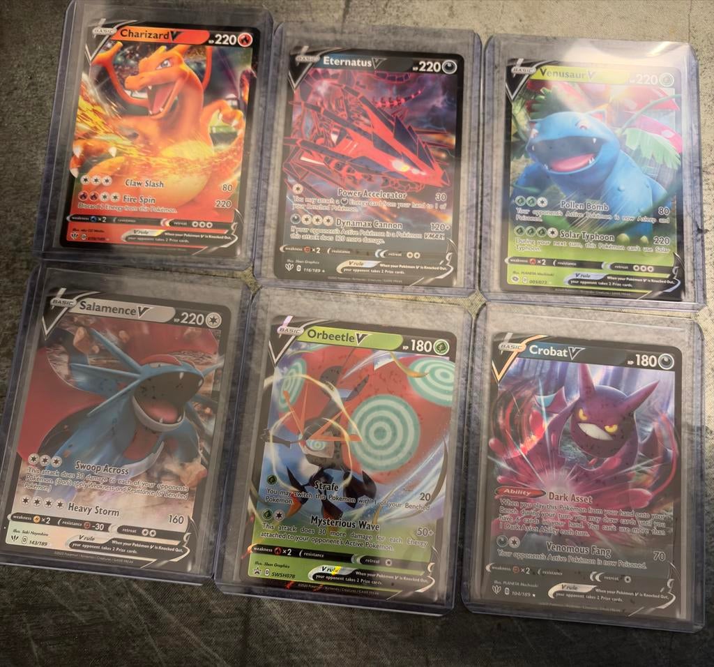 Pokémon V Kaarten Collectie, Ophalen of Verzenden, Zo goed als nieuw, Meerdere kaarten, Foil