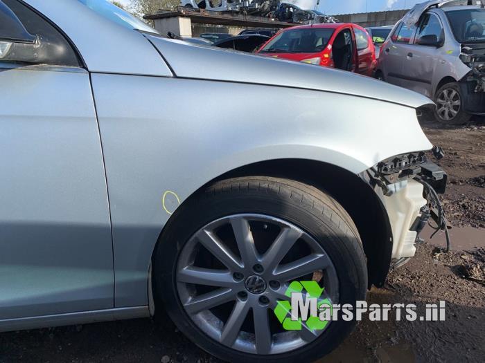 Scherm rechts-voor van een Volkswagen Eos (LK7W), Auto-onderdelen, Carrosserie en Plaatwerk, Gebruikt, -, Volkswagen, -