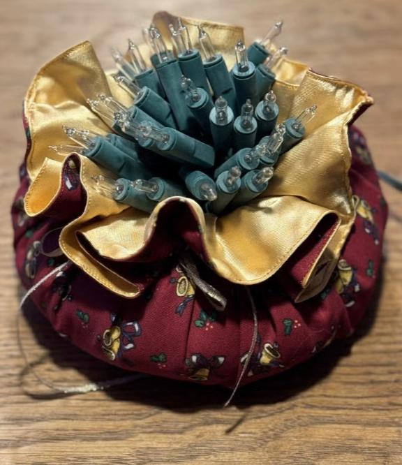 Decoratieve ‘trekkoordzak’ met kerstlampjes, Ophalen of Verzenden, Zo goed als nieuw