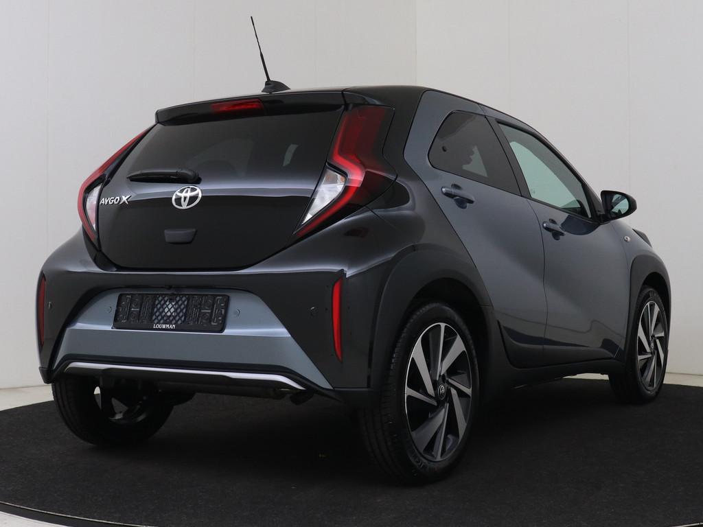 Toyota Aygo X 1.0 VVT-i MT Envy | Parkeer Sonsoren Voor+Acht, 12 maanden, Zwart, 4 stoelen, Leder en Stof
