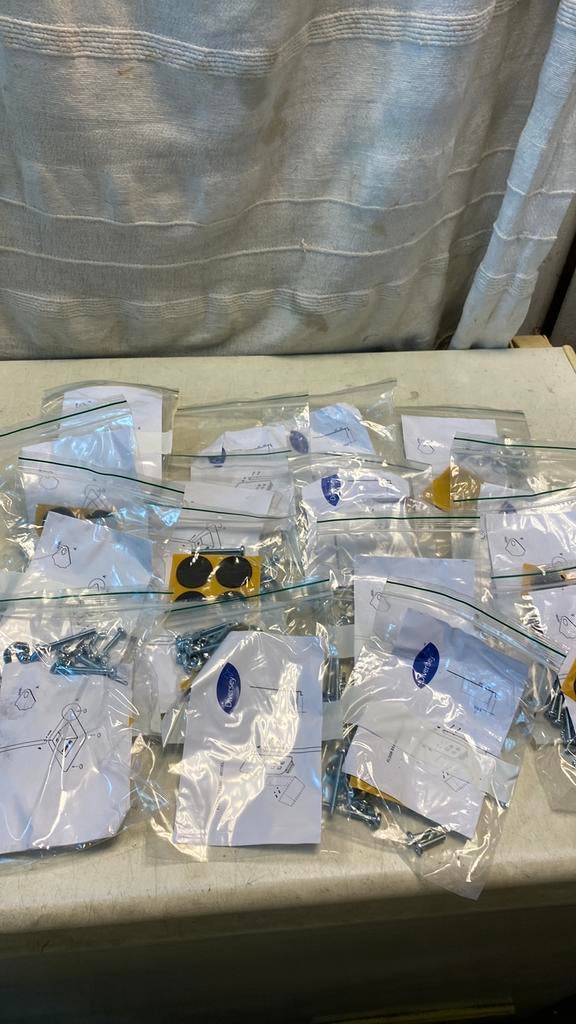 Vleugelmoeren, Ophalen of Verzenden, Nieuw