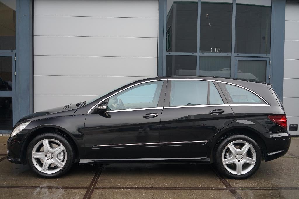 R500 387pk-VOL-orig. NL -5 persoons!-'09, Auto's, Mercedes-Benz, Automaat, 5461 cc, R-Klasse, 138 €/maand