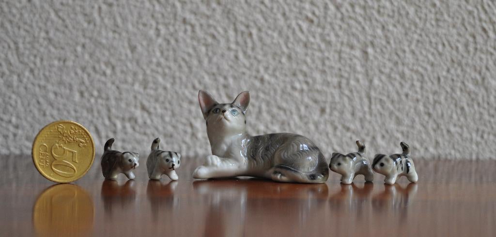 Vintage KLEIN Beeldje Poes Kat Kitten 5,5 cm, Verzamelen, Dierenverzamelingen, Ophalen of Verzenden, Gebruikt, Hond of Kat, Beeldje of Figuurtje