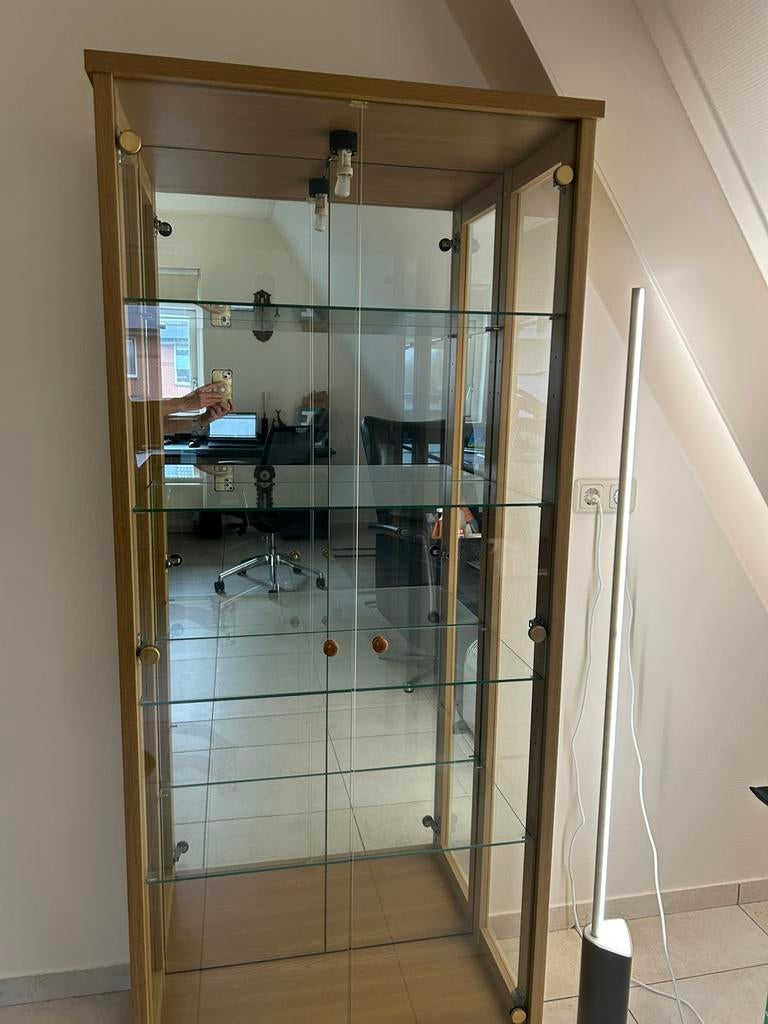 Vitrinekast, Ophalen, 50 tot 100 cm, Zo goed als nieuw, 150 tot 200 cm