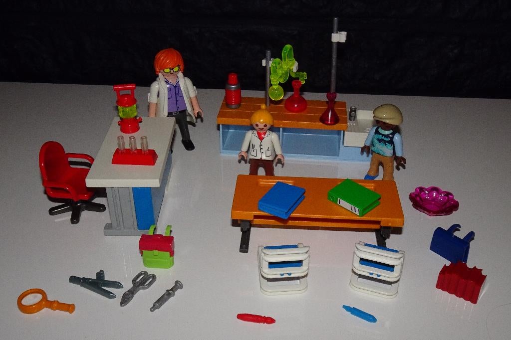 11 - School scheikundelokaal 9456, Ophalen of Verzenden, Gebruikt