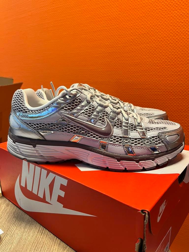 Nike P6000 Platinum / Violet 44 DS, Ophalen of Verzenden, Nieuw, Overige kleuren