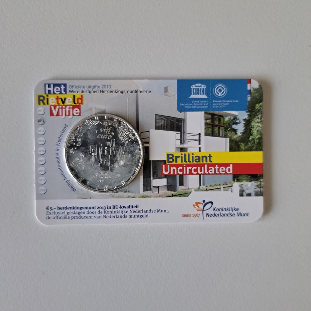 Nederland 5 Euro 2013 Rietveld BU in coincard, Postzegels en Munten, Munten | Nederland, Ophalen of Verzenden, Koningin Beatrix