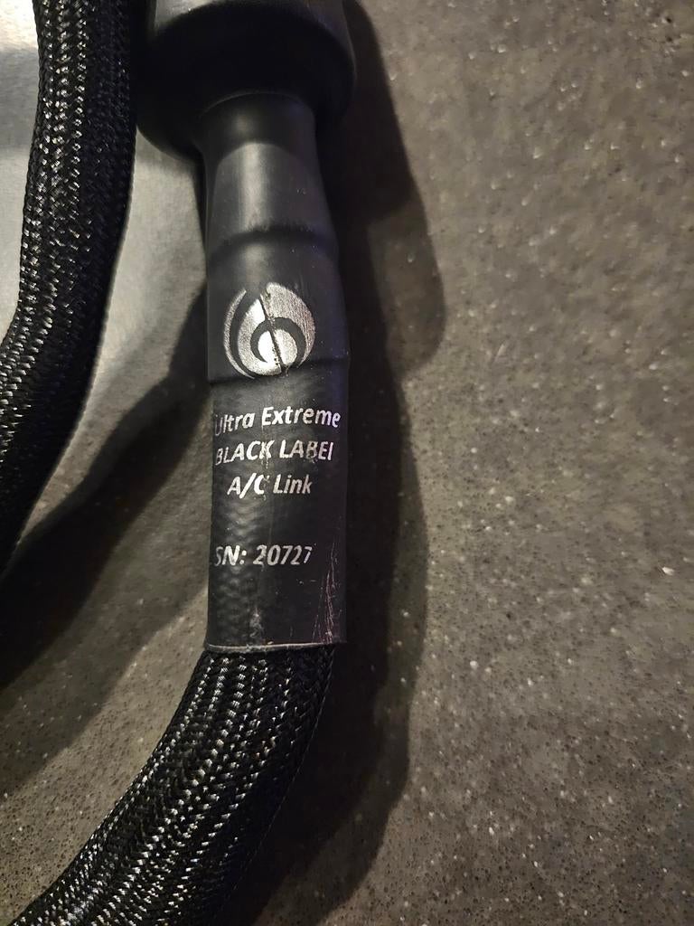 Haevens gate Ultra Black Extreme powercord 1.5 meter, Ophalen of Verzenden, Zo goed als nieuw, Minder dan 2 meter, Overige kabels