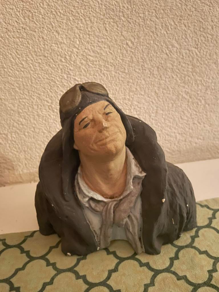 Antiek beeldje van piloot, Ophalen, Gebruikt, Actiefiguurtje