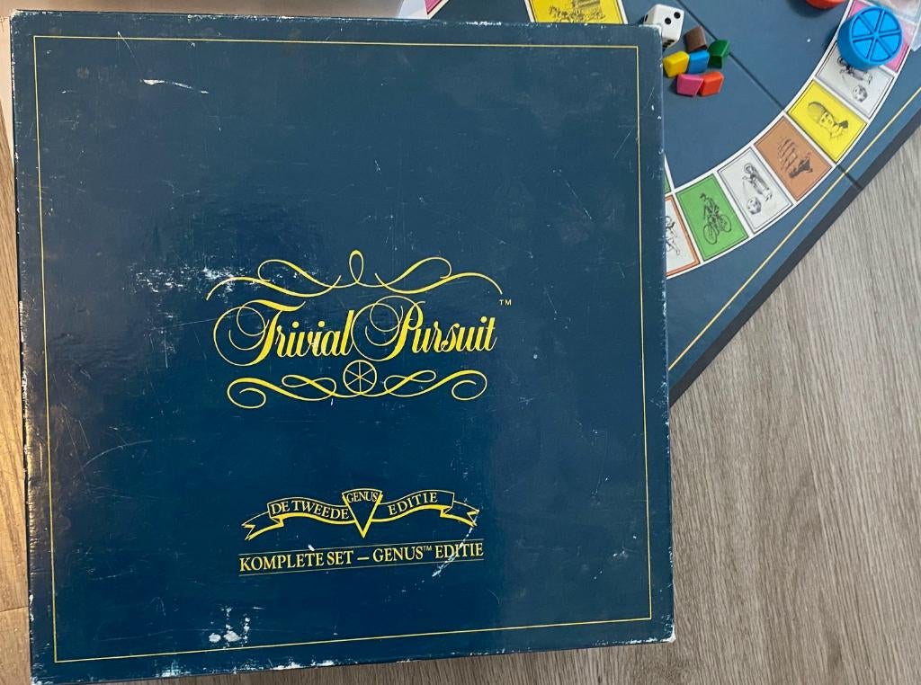 TRIVIANT PURSUIT Tweede Editie, Vijf spelers of meer, Ophalen of Verzenden, Zo goed als nieuw