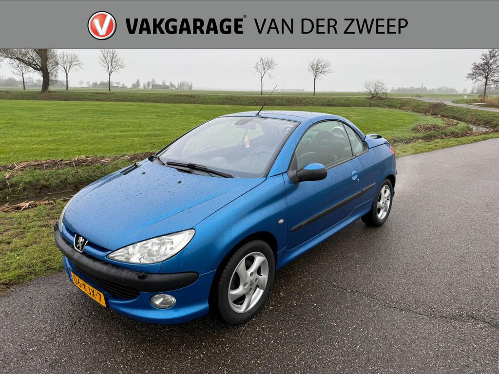 Peugeot 206 CC 1.6-16V | Nieuwe APK (bj 2003), Voorwielaandrijving, Elektrische ramen, Gebruikt, 4 cilinders