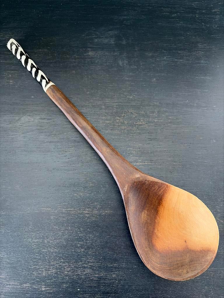 Houten Afrikaanse lepel met botinleg, Ophalen of Verzenden
